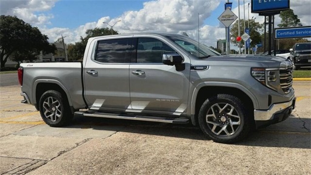 Used 2023 GMC Sierra 1500 SLT Truck Crew Cab