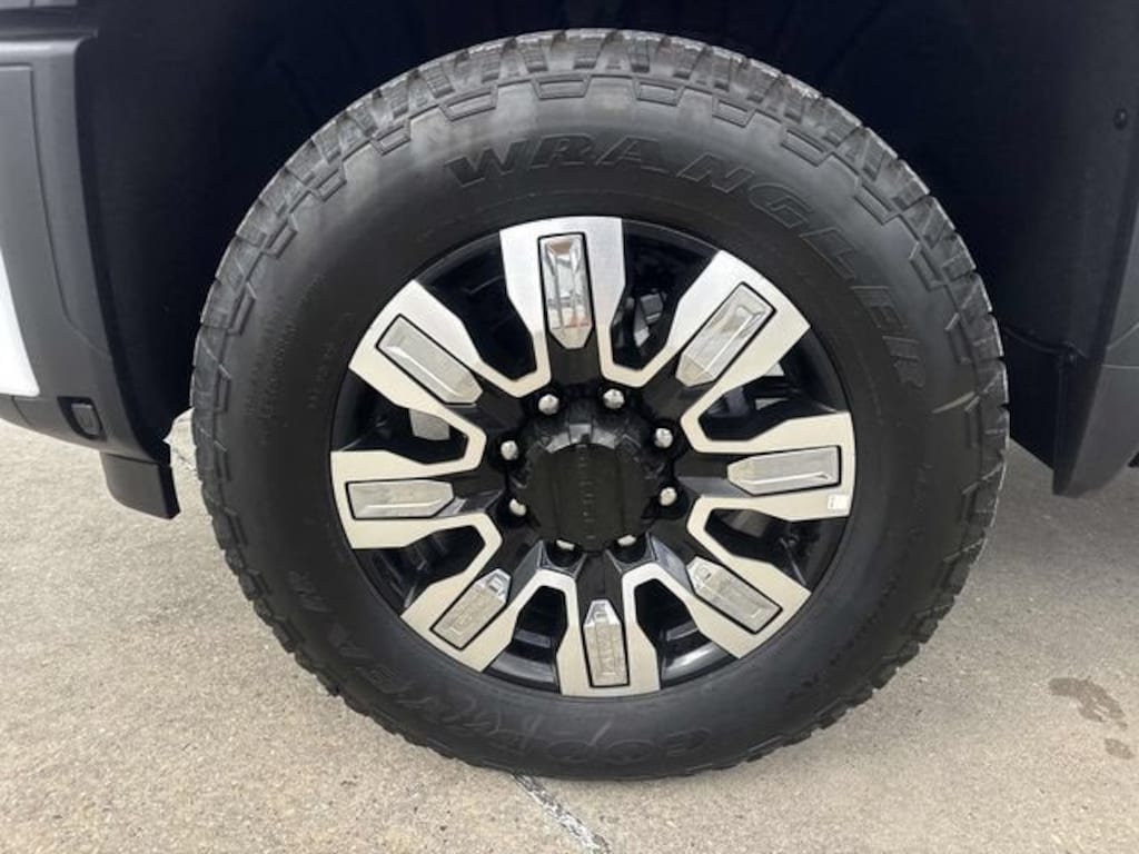 New 2026 GMC Sierra 2500 HD Denali Truck Crew Cab