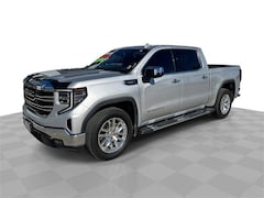 2022 GMC Sierra 1500 SLT Truck Crew Cab