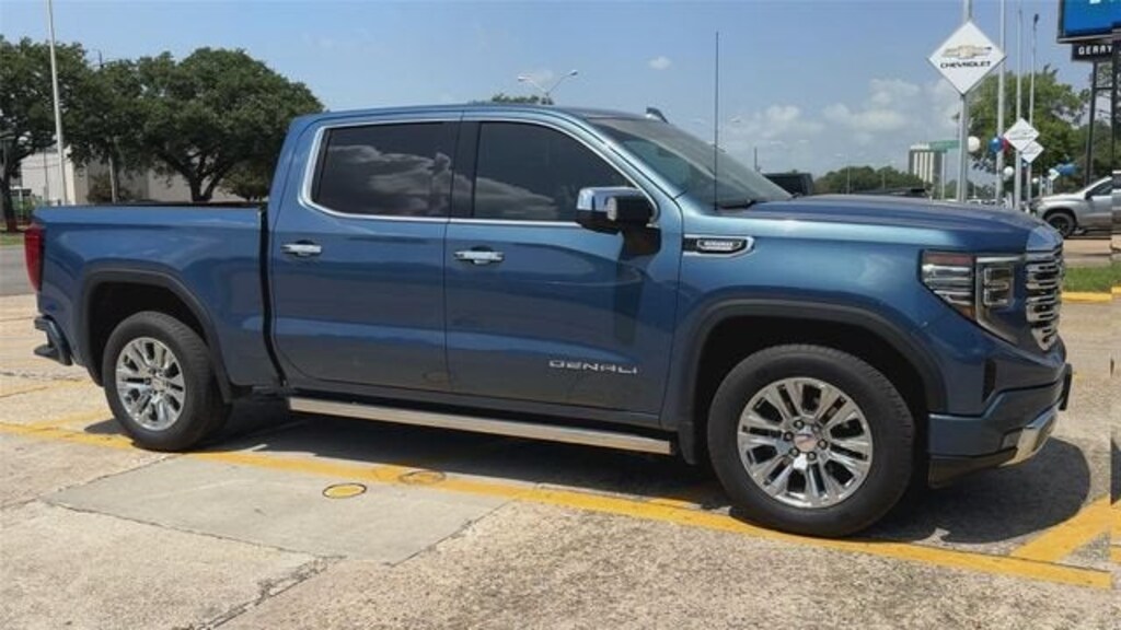 Used 2025 GMC Sierra 1500 Denali Truck Crew Cab