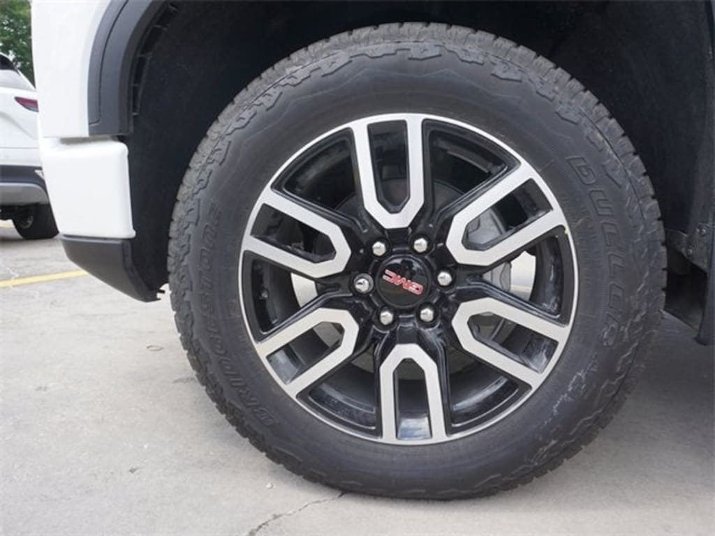 Used 2024 GMC Sierra 1500 AT4 Truck Crew Cab