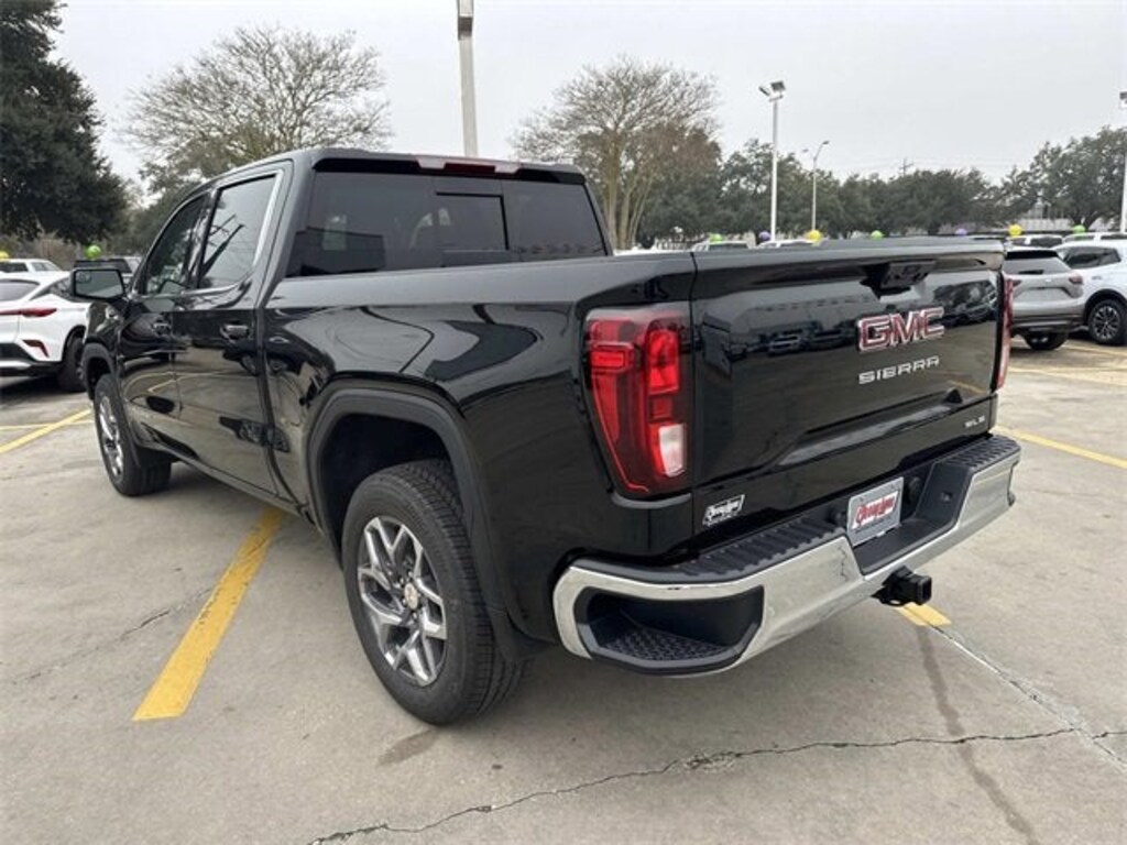 New 2026 GMC Sierra 1500 SLE Truck Crew Cab