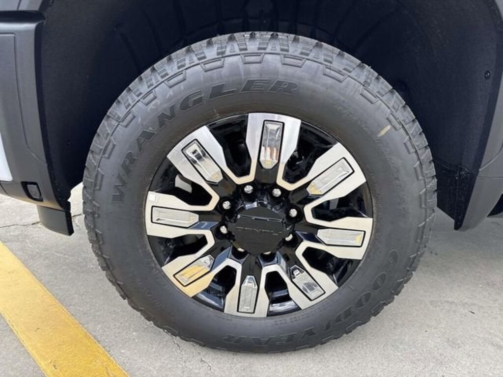 New 2026 GMC Sierra 2500 HD Denali Truck Crew Cab