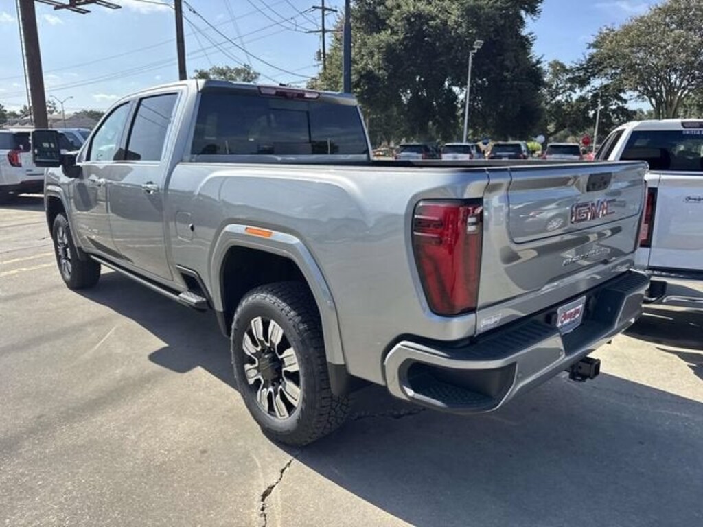 New 2026 GMC Sierra 2500 HD Denali Truck Crew Cab