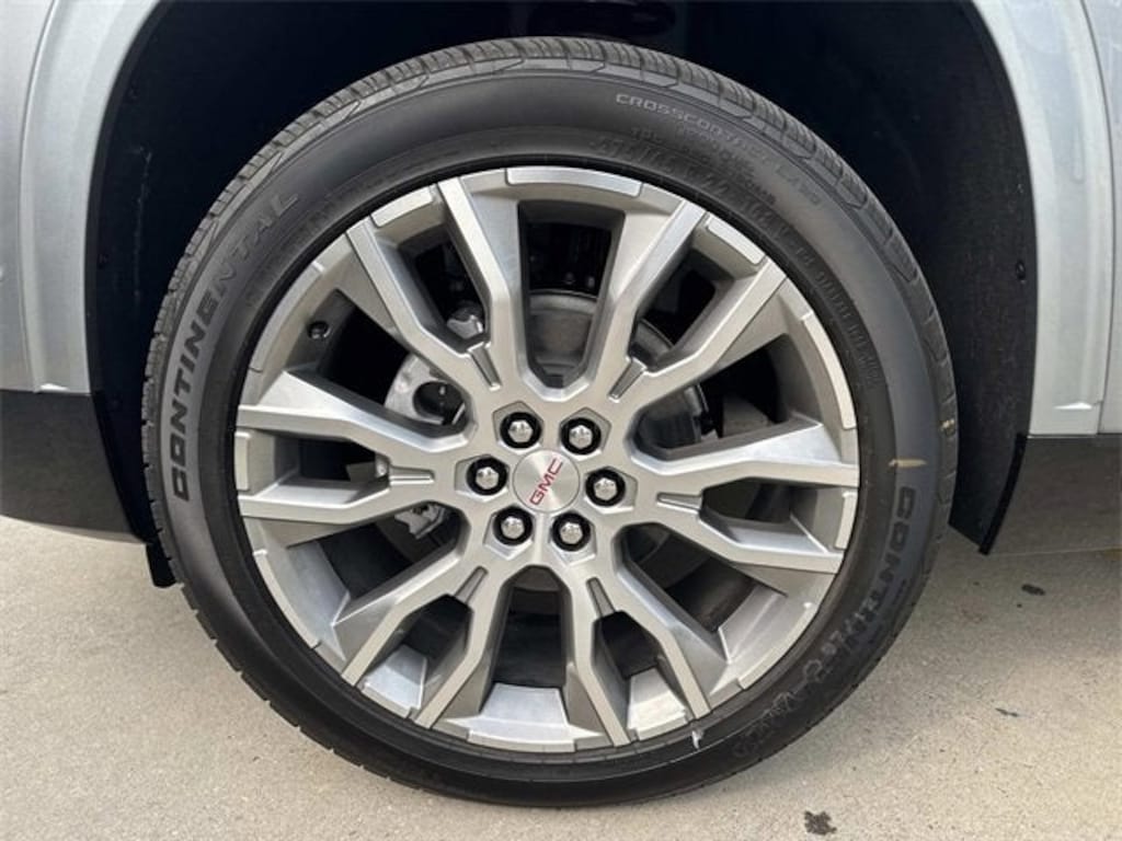 New 2026 GMC Acadia Denali SUV