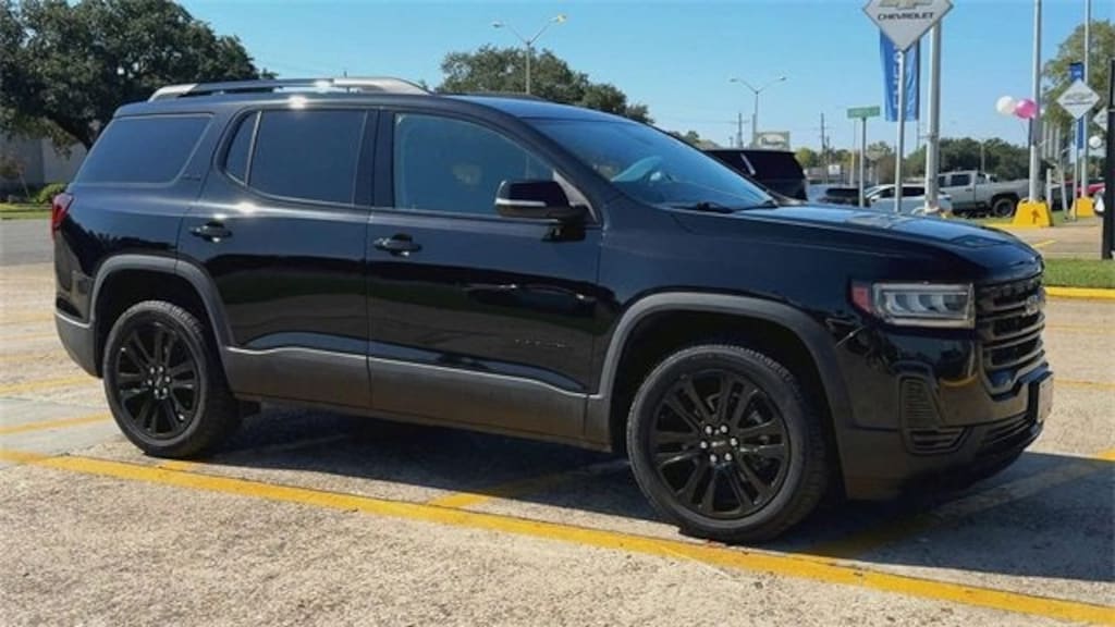 Used 2023 GMC Acadia SLE SUV