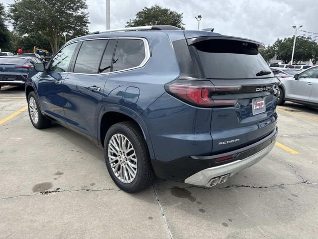 New 2026 GMC Acadia Denali SUV