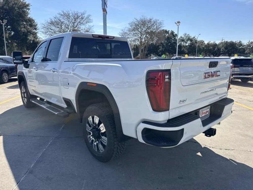 New 2026 GMC Sierra 2500 HD Denali Truck Crew Cab