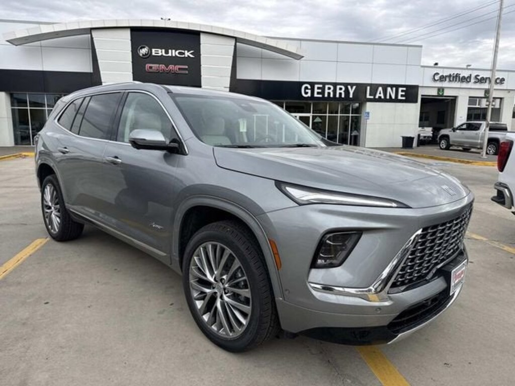 New 2026 Buick Enclave Avenir SUV
