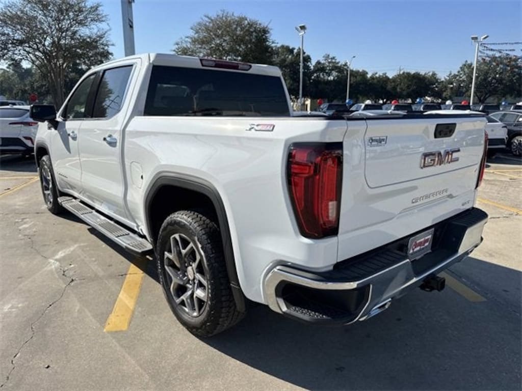 New 2026 GMC Sierra 1500 SLT Truck Crew Cab
