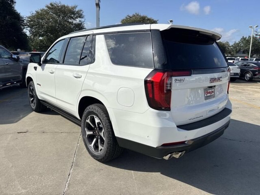 New 2026 GMC Yukon AT4 Ultimate SUV
