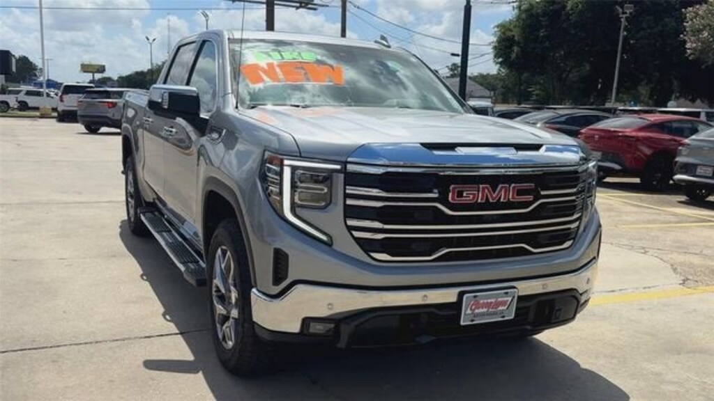 Used 2026 GMC Sierra 1500 SLT Truck Crew Cab