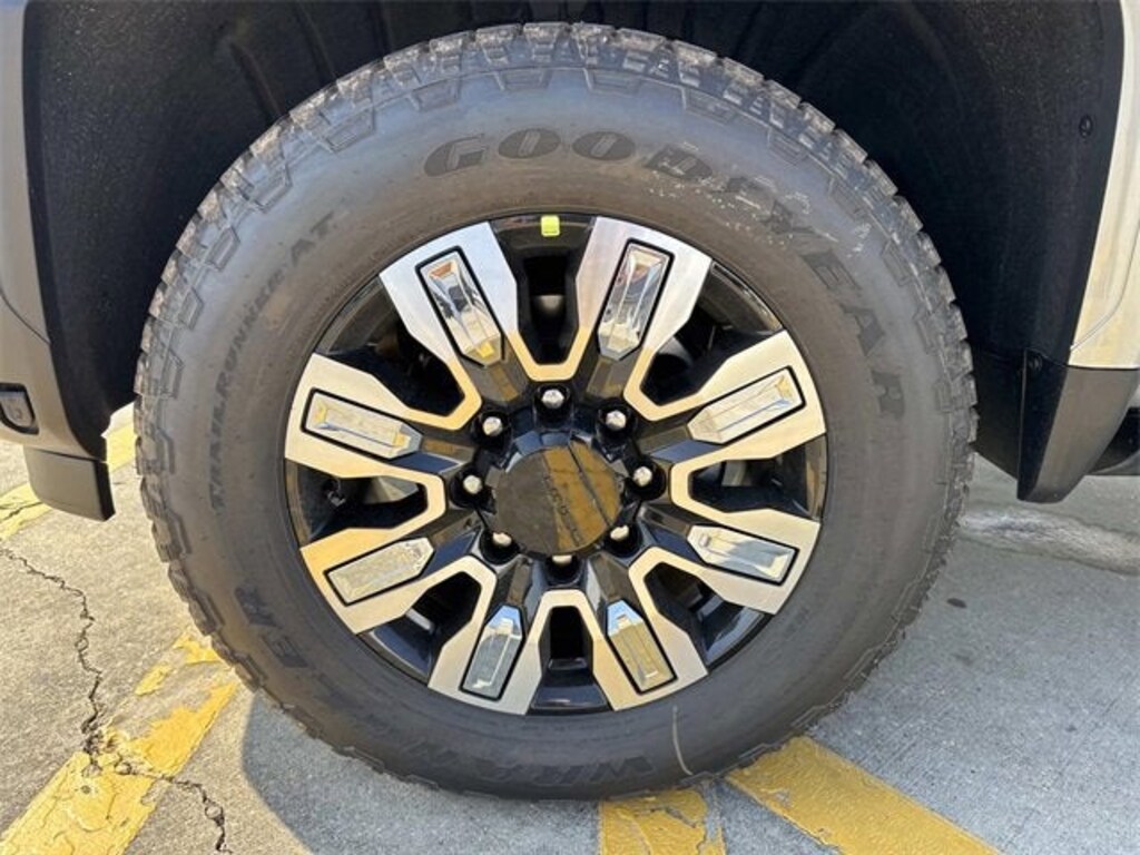 New 2026 GMC Sierra 2500 HD Denali Truck Crew Cab