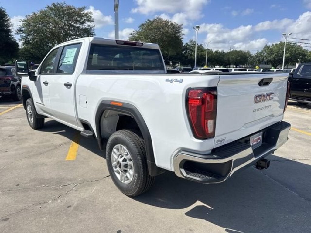 New 2026 GMC Sierra 2500 HD Pro Truck Crew Cab