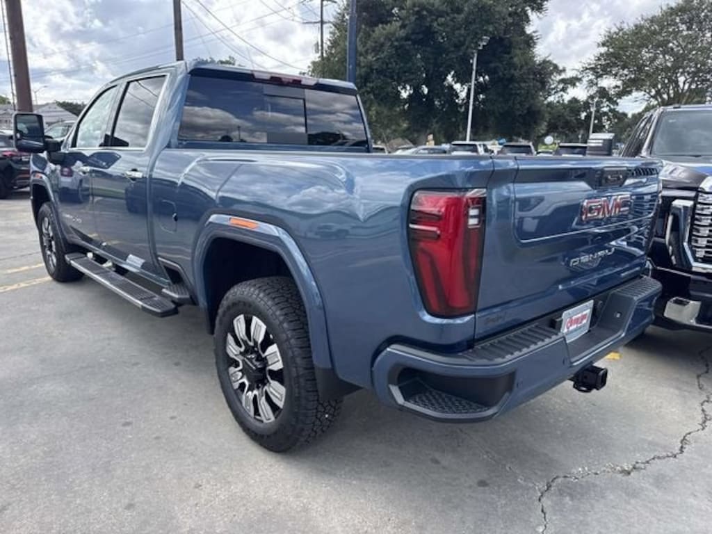 New 2026 GMC Sierra 2500 HD Denali Truck Crew Cab