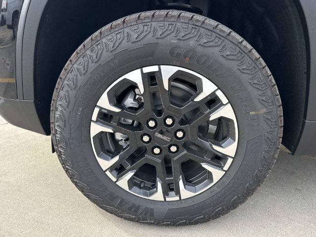 New 2027 GMC Acadia AT4 SUV