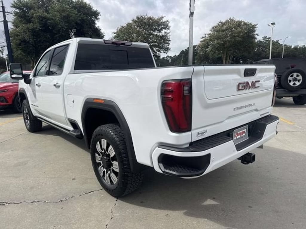 New 2026 GMC Sierra 2500 HD Denali Truck Crew Cab