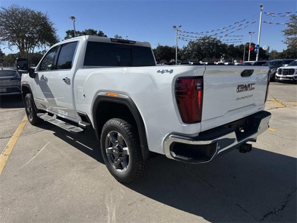 New 2026 GMC Sierra 2500 HD SLT Truck Crew Cab