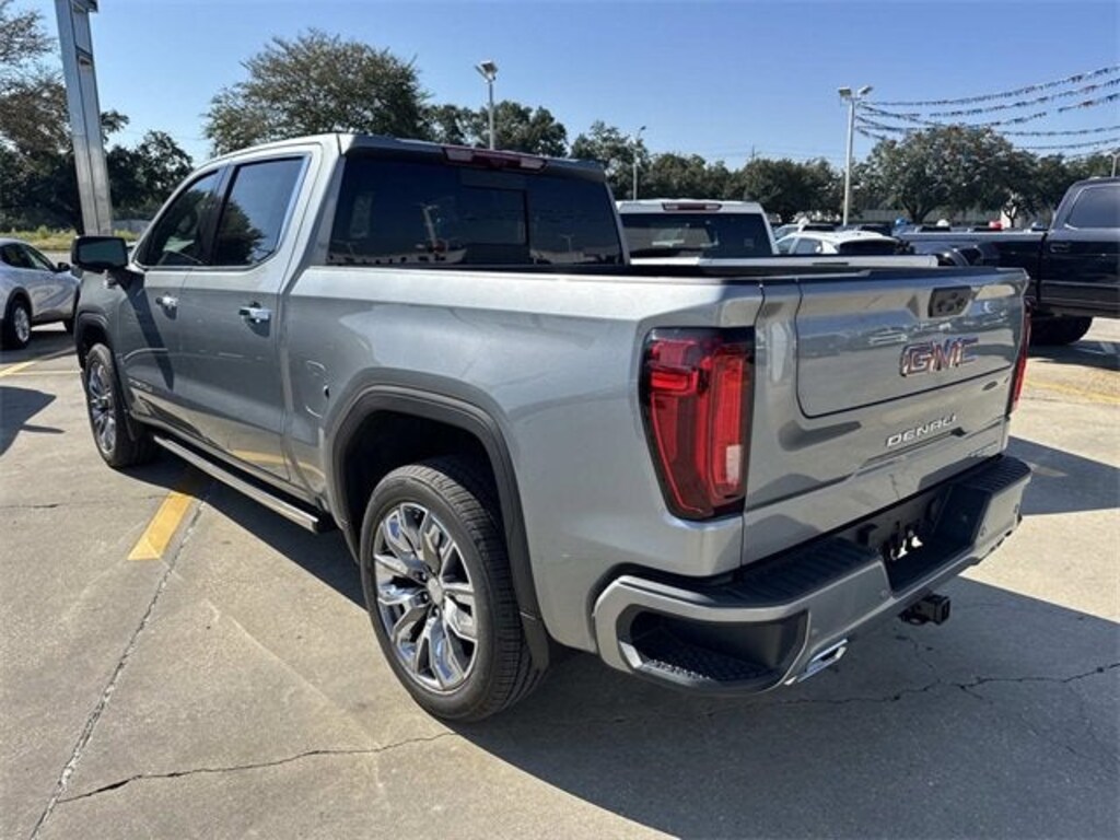 New 2026 GMC Sierra 1500 Denali Truck Crew Cab