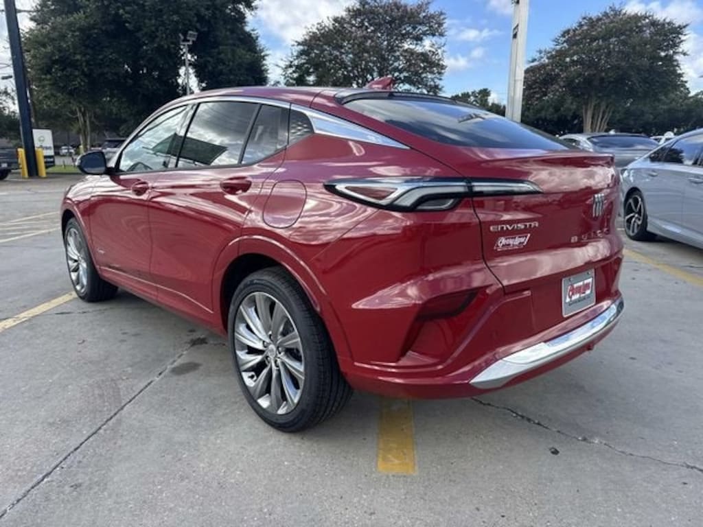 New 2026 Buick Envista Avenir SUV