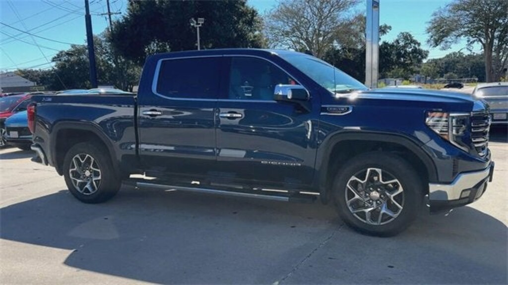 Used 2023 GMC Sierra 1500 SLT Truck Crew Cab