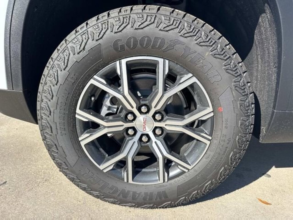 New 2026 GMC Acadia AT4 SUV