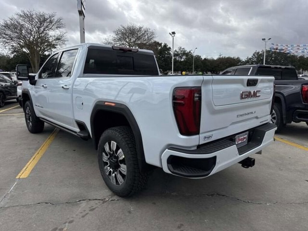 New 2026 GMC Sierra 2500 HD Denali Truck Crew Cab