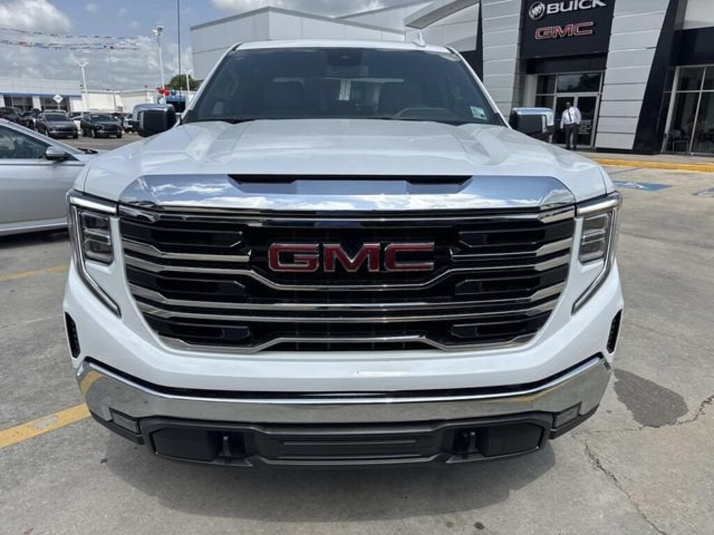 New 2026 GMC Sierra 1500 SLT Truck Crew Cab