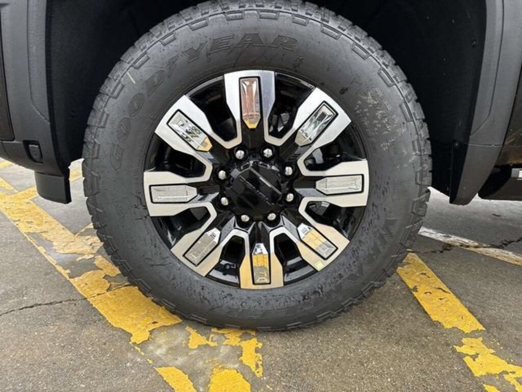 New 2026 GMC Sierra 2500 HD Denali Truck Crew Cab