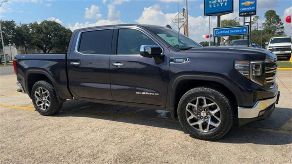 Used 2022 GMC Sierra 1500 SLT Truck Crew Cab