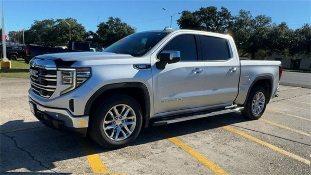 Used 2022 GMC Sierra 1500 SLT Truck Crew Cab