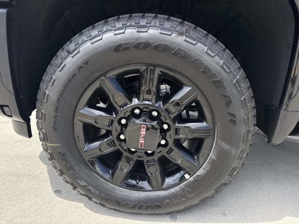New 2026 GMC Sierra 2500 HD AT4 Truck Crew Cab