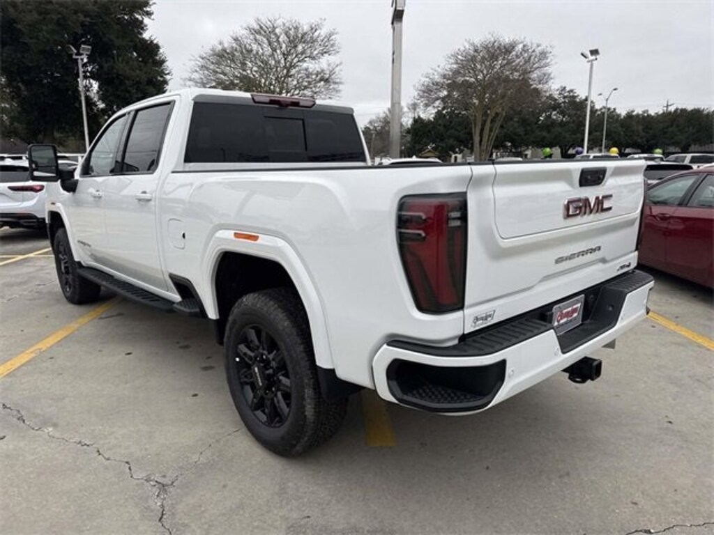 New 2026 GMC Sierra 2500 HD AT4 Truck Crew Cab