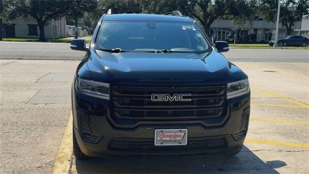 Used 2023 GMC Acadia SLE SUV