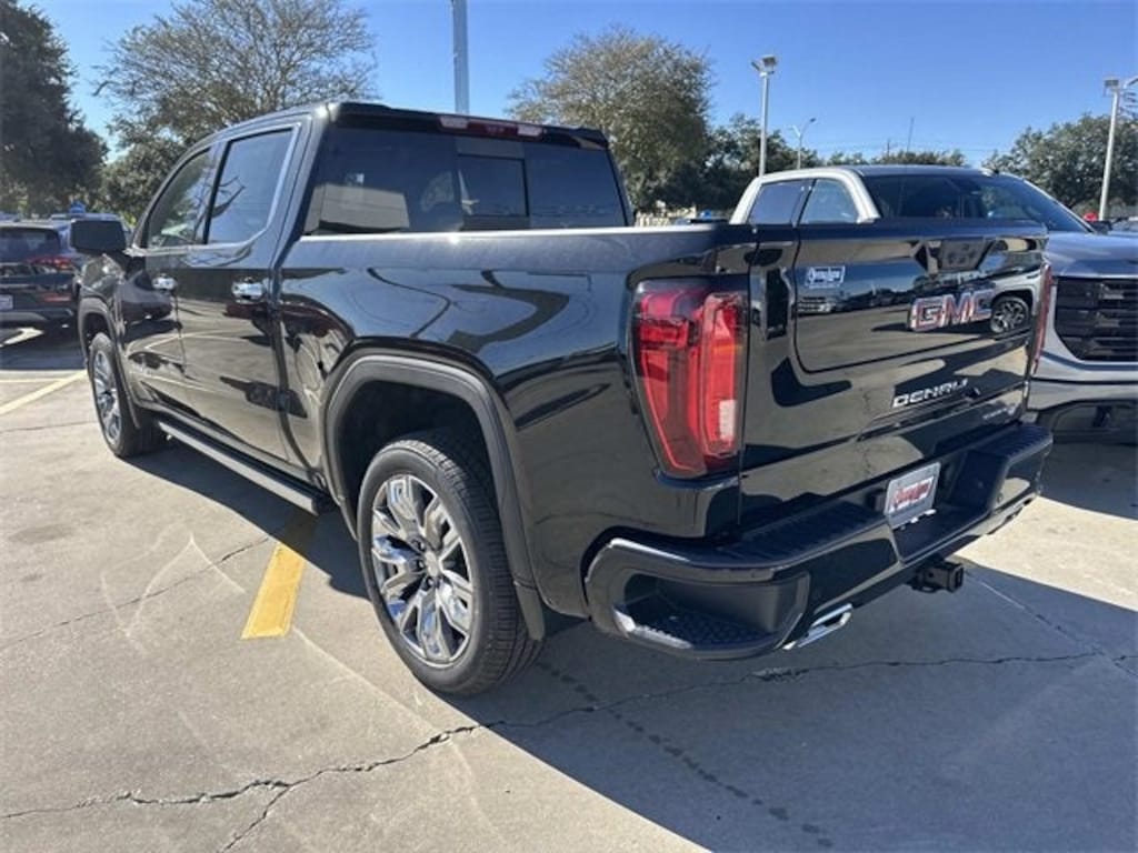 New 2026 GMC Sierra 1500 Denali Truck Crew Cab