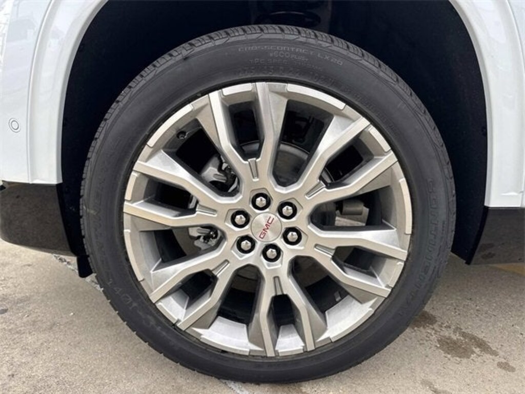 New 2026 GMC Acadia Denali SUV