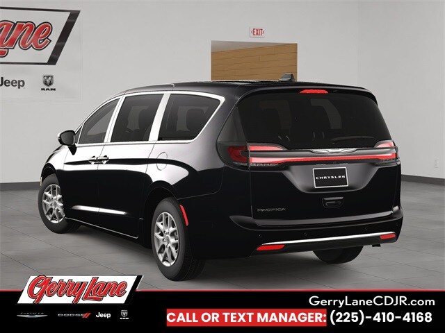 2025 Chrysler Pacifica photo 4