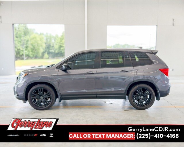2021 Honda Passport Sport photo 2