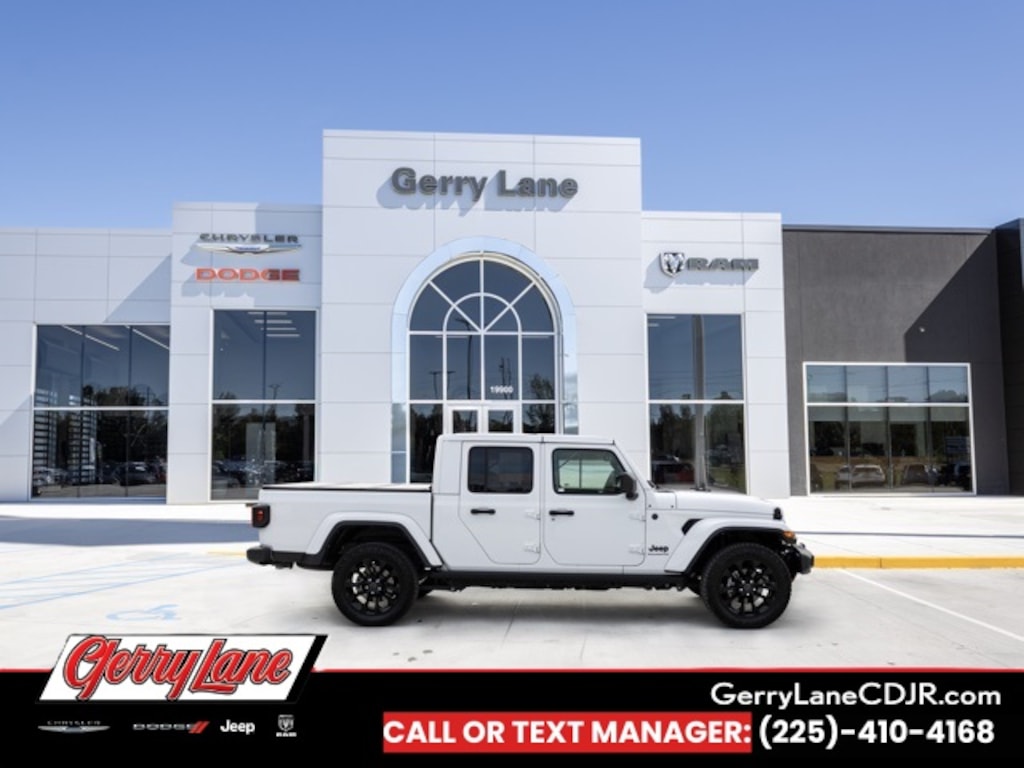 Used 2025 Jeep Gladiator Sport Truck Crew Cab