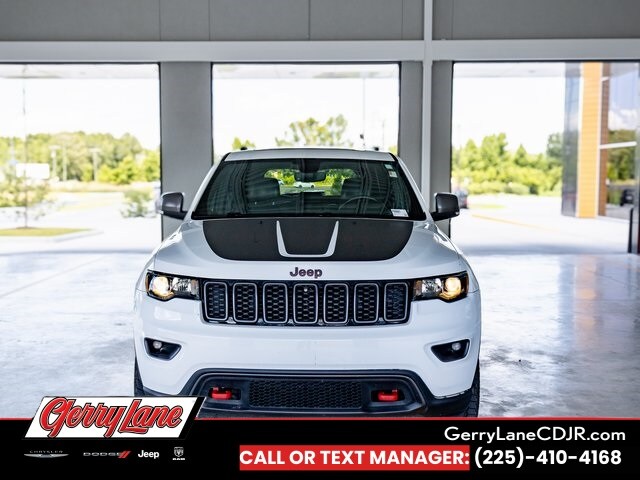 2021 Jeep Grand Cherokee Trailhawk photo 2