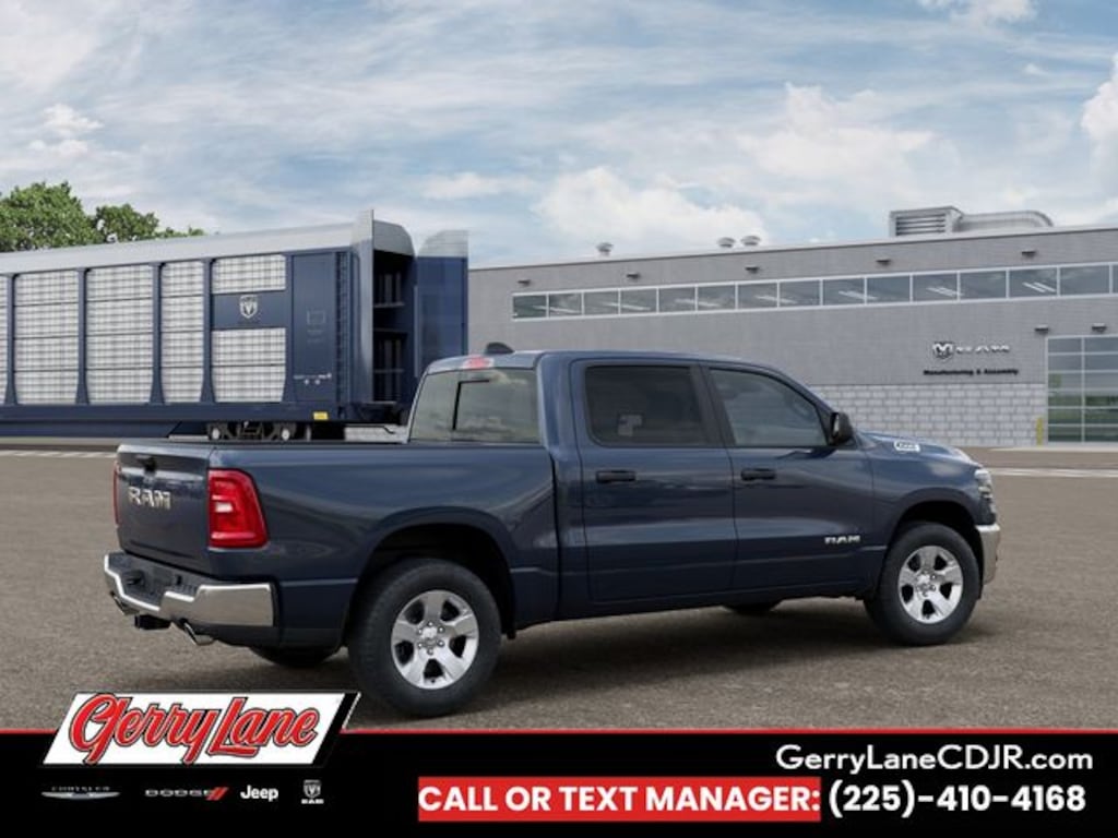 New 2026 Ram 1500 TRADESMAN CREW CAB 4X2 5'7 BOX Pickup
