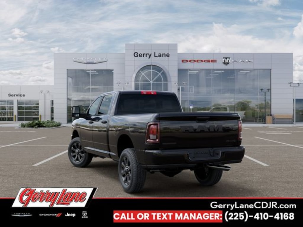 New 2026 Ram 2500 BIG HORN CREW CAB 4X4 6'4 BOX Pickup