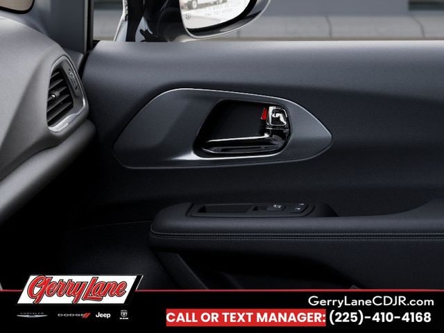 2026 Chrysler Voyager LX - Photo 25