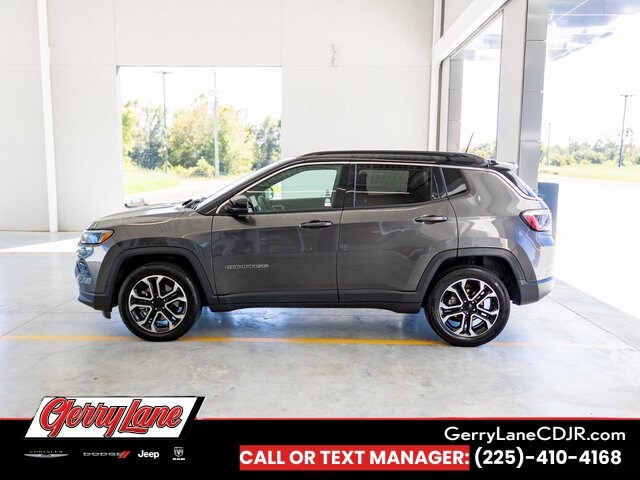 2023 Jeep Compass Limited photo 4