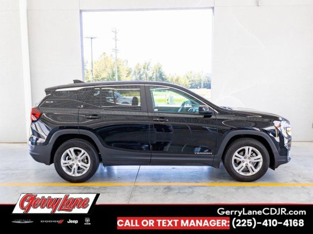 Used 2024 GMC Terrain SLE SUV