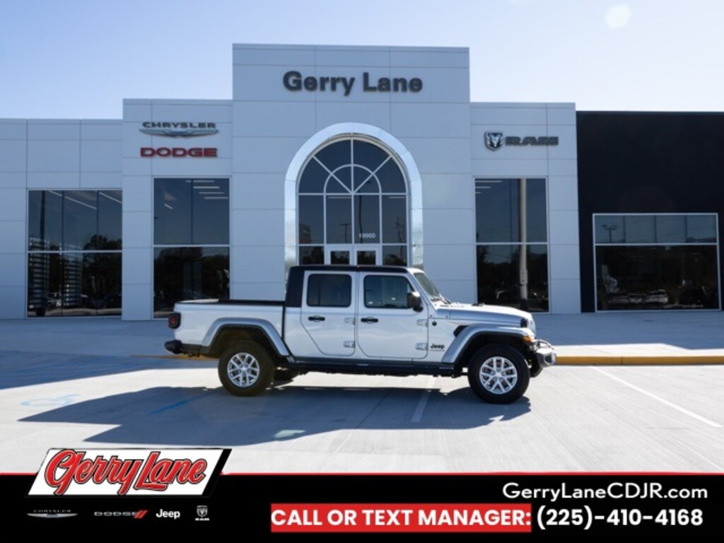 Used 2023 Jeep Gladiator Sport Truck Crew Cab