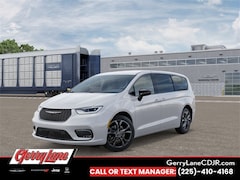 2026 Chrysler Pacifica SELECT Passenger Van