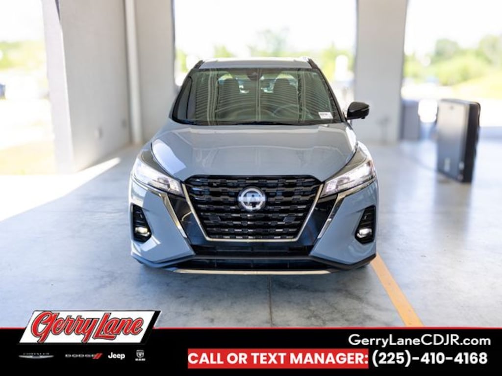Used 2023 Nissan Kicks SR SUV