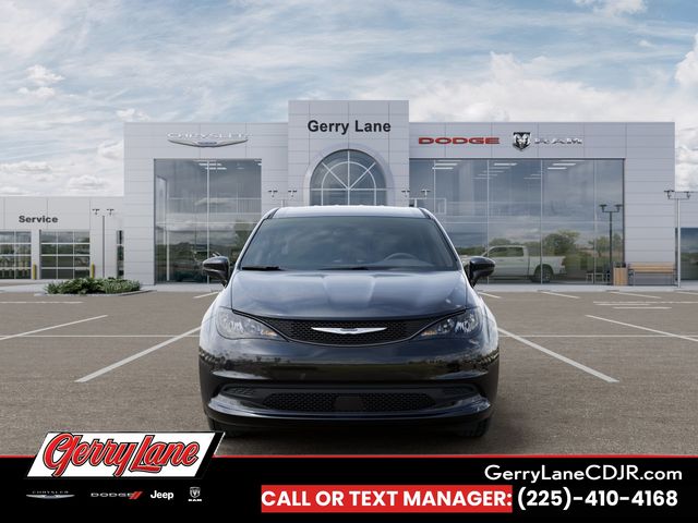2026 Chrysler Voyager LX - Photo 6