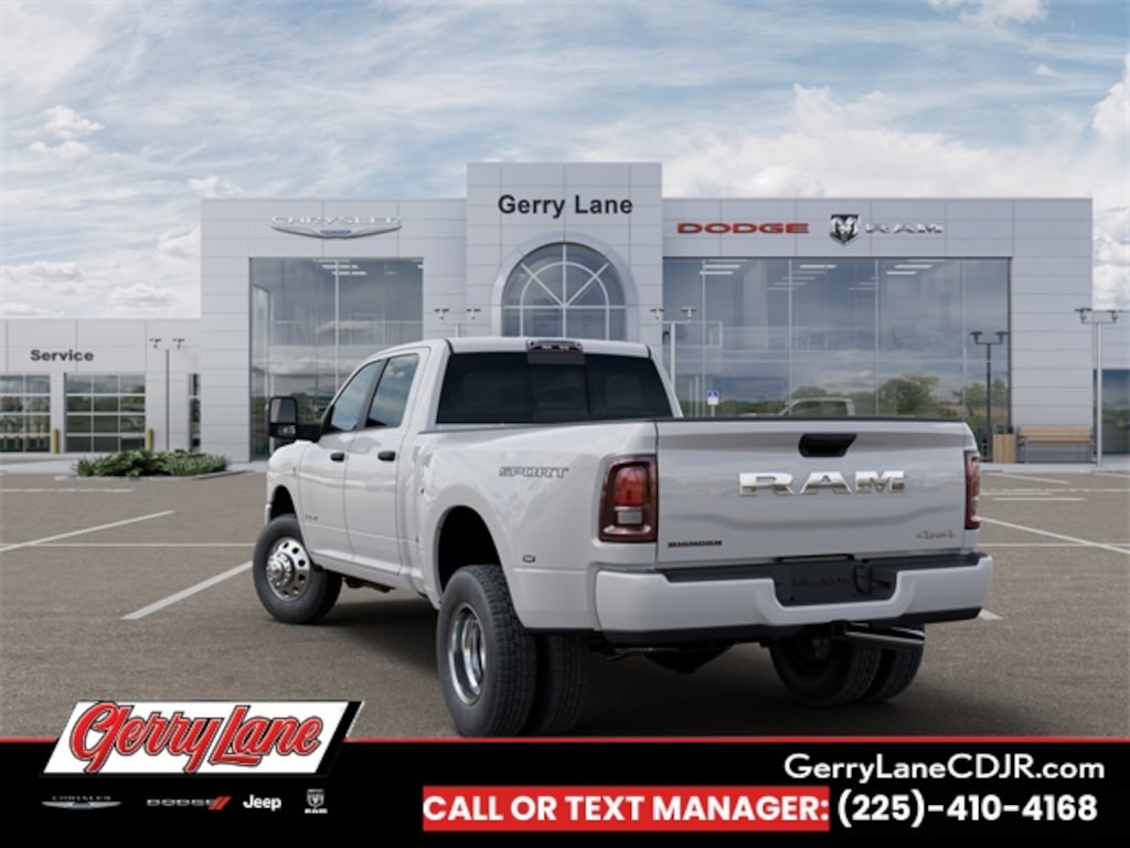 New 2026 Ram 3500 BIG HORN CREW CAB 4X4 8' BOX Pickup